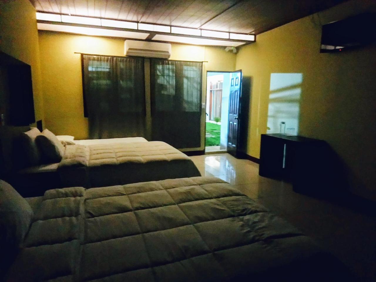 Kartagus Hotel سان سلفادور المظهر الخارجي الصورة